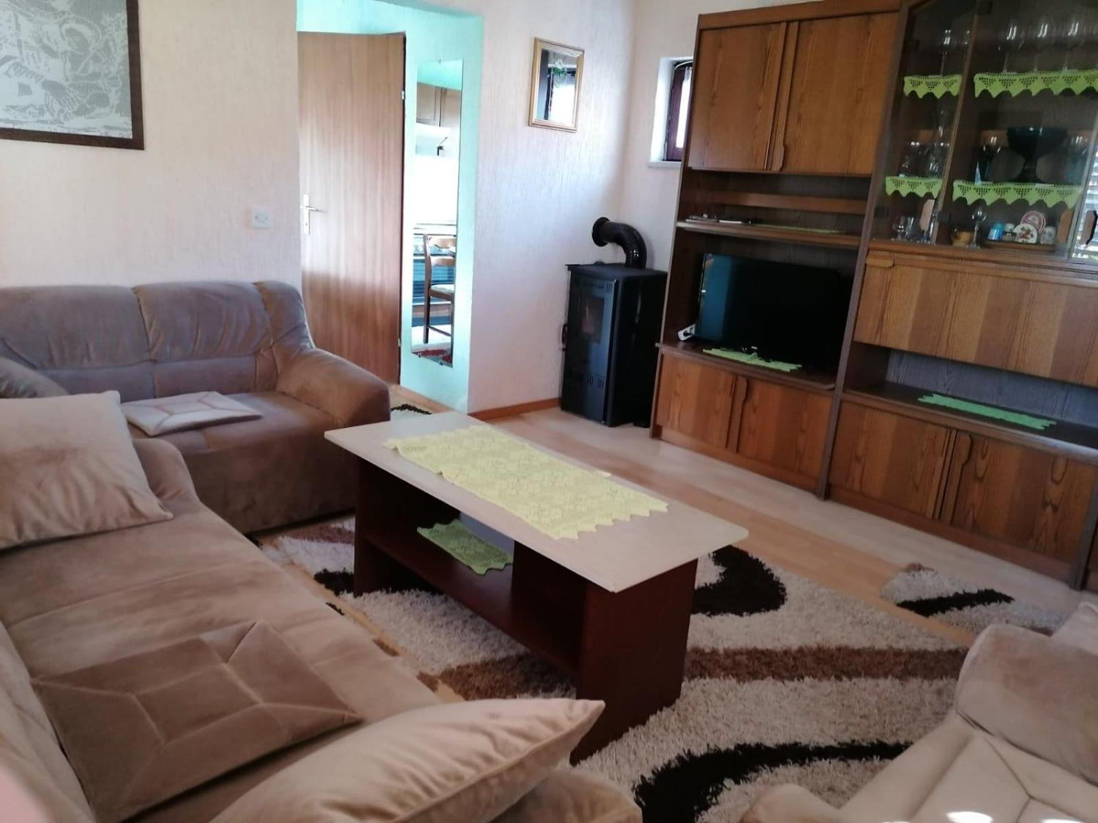 Studio Apartman Barbara โยซิปโดล ภายนอก รูปภาพ